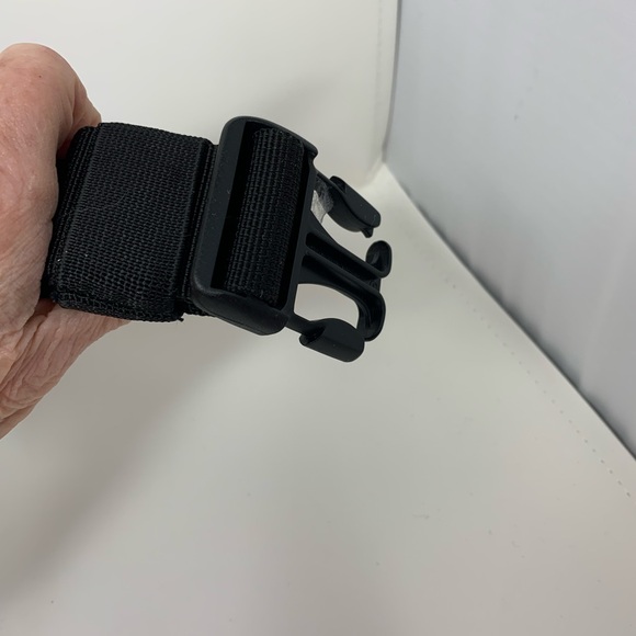 Nike Black Waist Bag with Bottle Holder - Picture 5 of 11